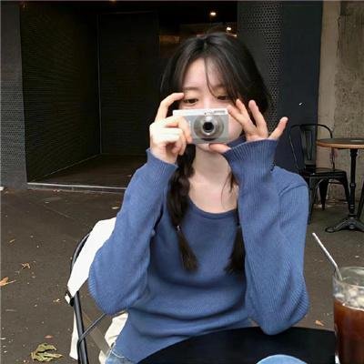 带着魔术盒的男人